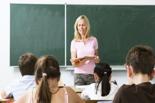 В школах Московской области будут увеличены надбавки за классное руководство
